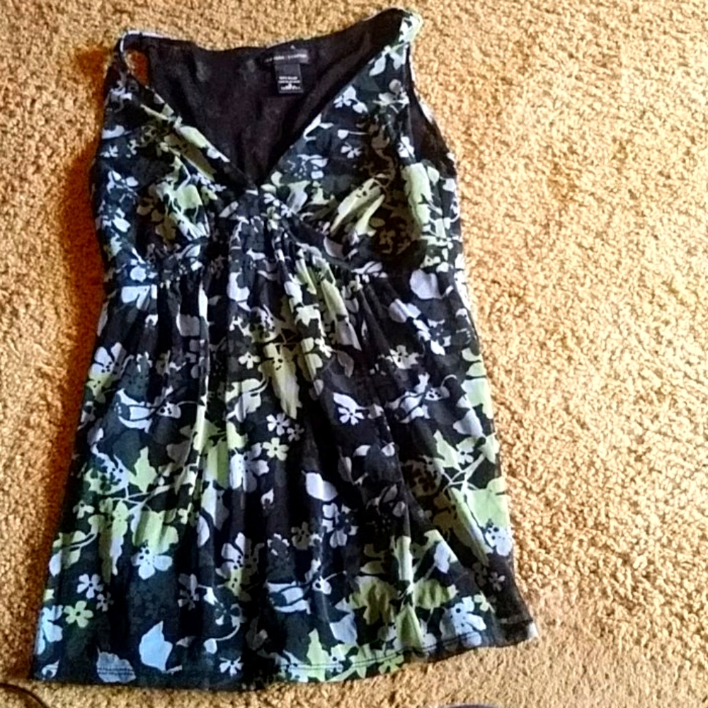 Sleeveless top